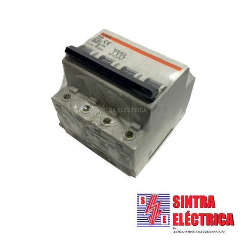 Disjuntor -  4 x 25 A - 6 KA - C 25 - 11767 / Merlin Gerin