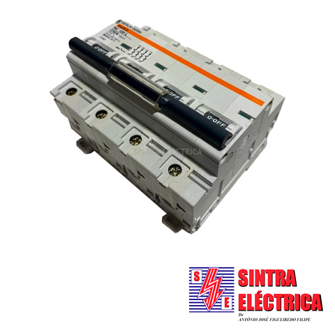 Disjuntor - 4 x 50 A - 25 KA - 27660 / Merelin Gerin