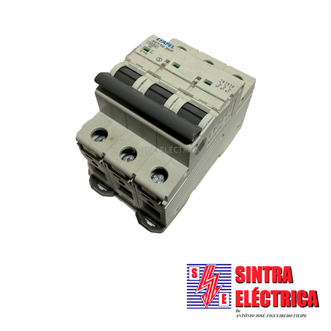 Disjuntor - 3 x 10 A - 4,5 KA - C - 55110-3CP / Efapel