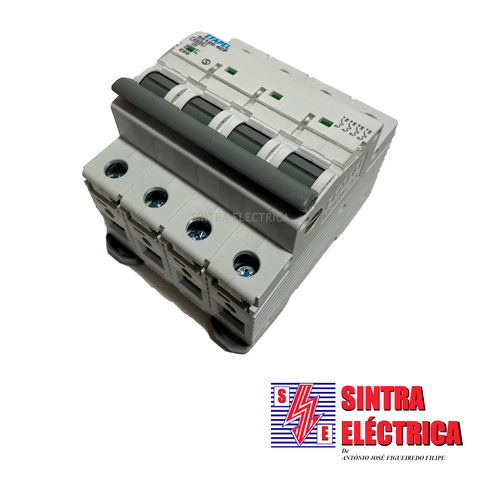 Disjuntor - 4 x 20 A - 4,5 KA - C - 55120-4CP / Efapel